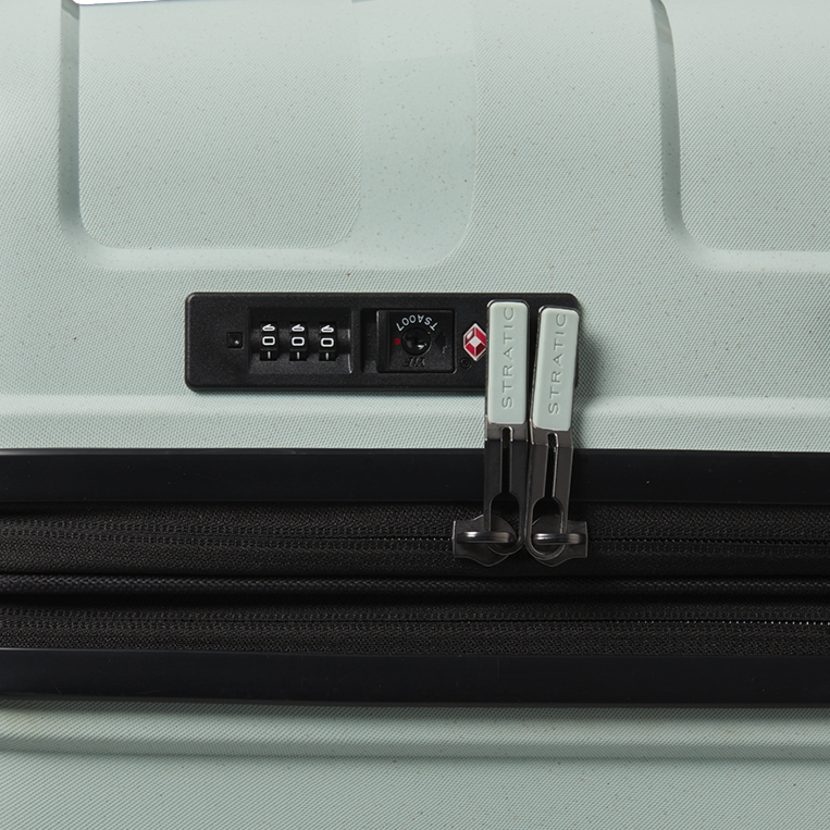 Stratic Replacement Zipper Puller 22-25-901004-00001